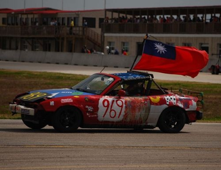 Illustration for article titled The Top 122 Lemons of the 24 Hours of LeMons Texas